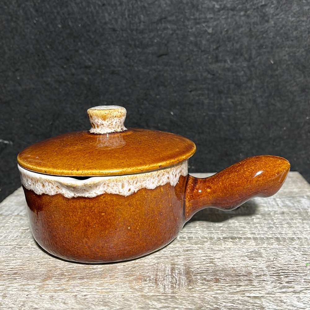 Rubel Pottery USA  Brown Drip Glaze Covered Crock 912 W/Spout